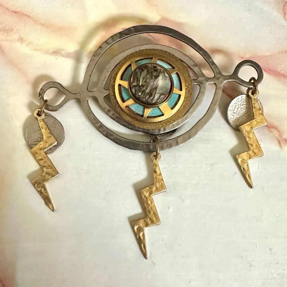 Fashion Bella Vintge gold/silver tone brooch